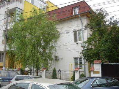 Villa For sale in Bucharest, Romania - Aviatorilor Boulevard